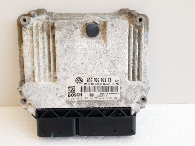 508634 VW Passat B6, Motorvezérlő, Ecu, 0281013163, 03G906021CB, Bosch.