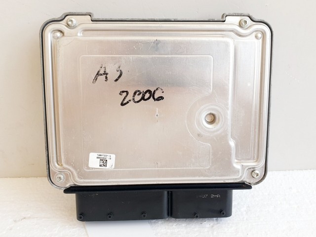 508635 Audi A3 8P, Motorvezérlő, Ecu, 0281013276, 03G906021LG, Bosch.