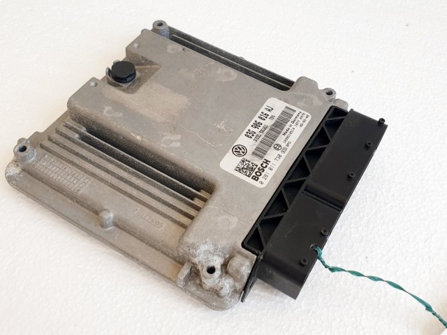 508653 Seat Leon, Motorvezérlő, Ecu, 0281011730, 03G906016AJ Bosch.