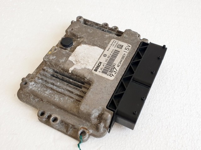 508676 Alfa Romeo GT, Motorvezérlő, Ecu, 0281012883, 51806561, Bosch.