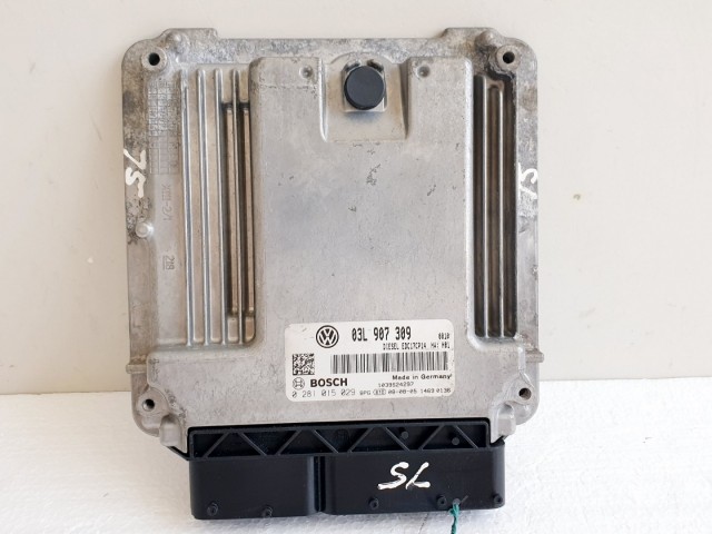 508701 VW Passat B6, Motorvezérlő, Ecu, 0281015029, 03L907309, Bosch.