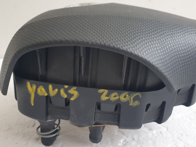 509308 Toyota Yaris 2008, Kormánylégzsák, 1 Csati, 3 Águ Kormányba