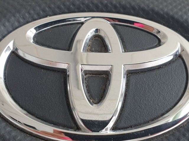 509308 Toyota Yaris 2008, Kormánylégzsák, 1 Csati, 3 Águ Kormányba