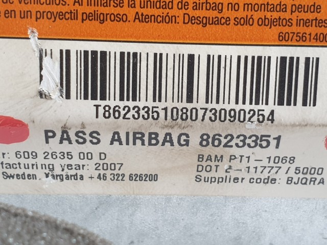 509334 Volvo C30, 2008, Utasoldali Légzsák, 8623351.