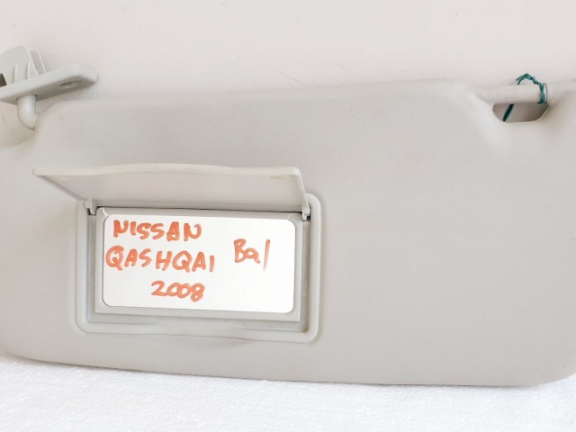 508148 Nissan Qashqai 2009, Bal Napellenző, Tükörrel Szerelt.