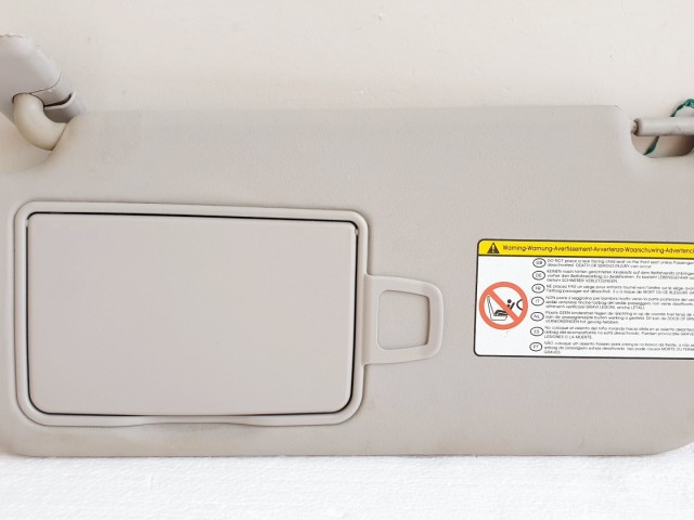 508156 Kia Soul 2011, Bal Napellenző, Tükörrel Szerelt.