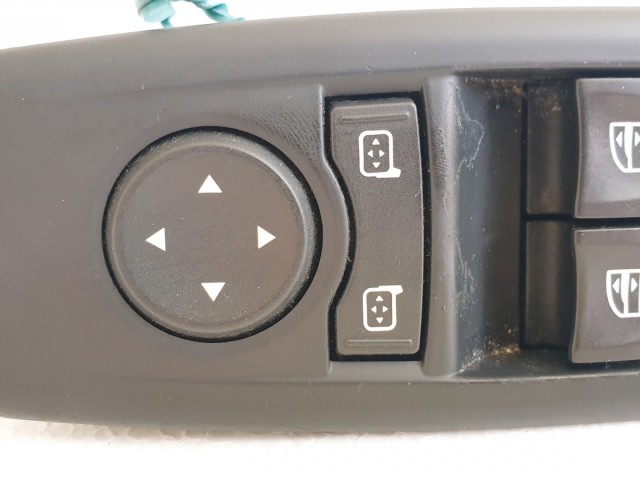 508173 Renault Megane 3, 2011, Ablakemelő Kapcsoló, 809610007R.