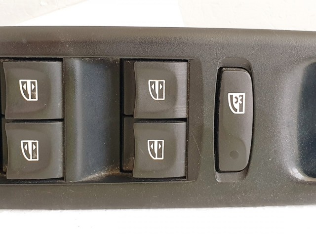 508177 Renault Megane 3, 2009, Ablakemelő Kapcsoló, 809610016R.