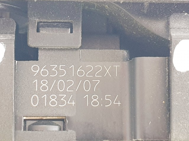 508197 Peugeot 307, 2006, Ablakemelő Kapcsoló, 96351622XT.