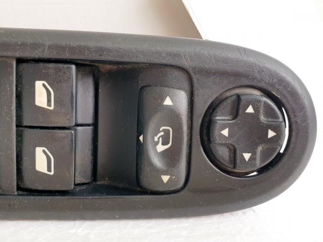 508199 Peugeot 308, 2009, Ablakemelő Kapcsoló, 96644917XT.