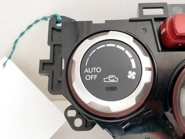 508215 Subaru Forester 2011, Fűtés Hűtés Kapcsoló. 72311SC060.