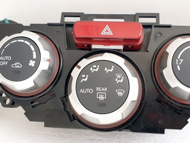 508215 Subaru Forester 2011, Fűtés Hűtés Kapcsoló. 72311SC060.