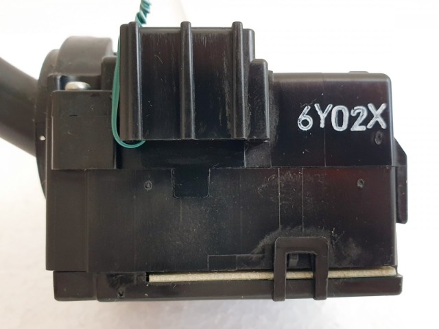 508275 Suzuki Swift, Sx4, Ablaktörlő Kapcsoló.