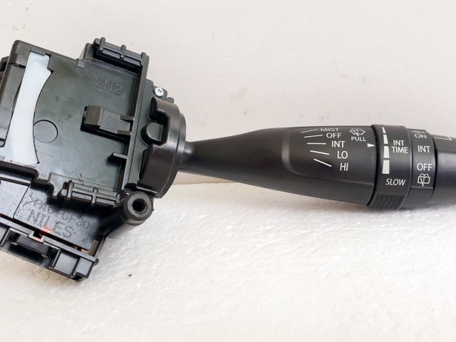508287 Suzuki Swift 2014, Ablaktörlő Kapcsoló.