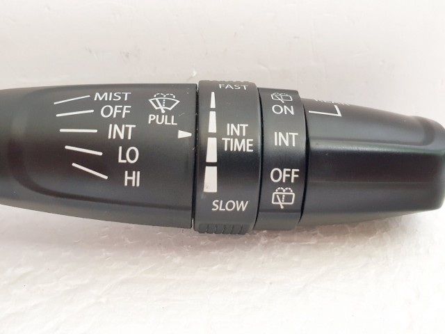 508287 Suzuki Swift 2014, Ablaktörlő Kapcsoló.