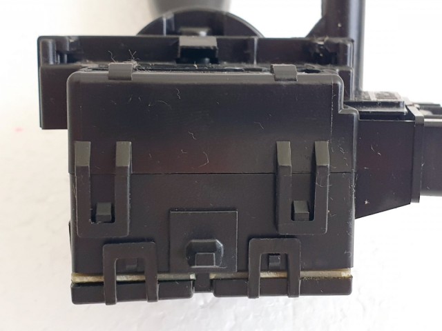 508287 Suzuki Swift 2014, Ablaktörlő Kapcsoló.