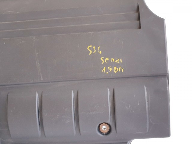 508836 Suzuki SX4, Sedici, 1.9 Diesel, Felső Motorburkolat, Motortakaró.