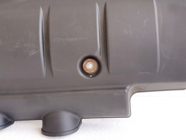 508836 Suzuki SX4, Sedici, 1.9 Diesel, Felső Motorburkolat, Motortakaró.