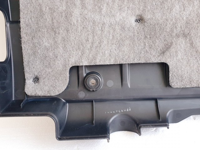 508836 Suzuki SX4, Sedici, 1.9 Diesel, Felső Motorburkolat, Motortakaró.