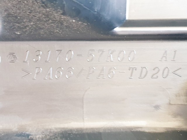 508837 Suzuki Swift, 2007, Benzin, Felső Motorburkolat. 1317057K00.