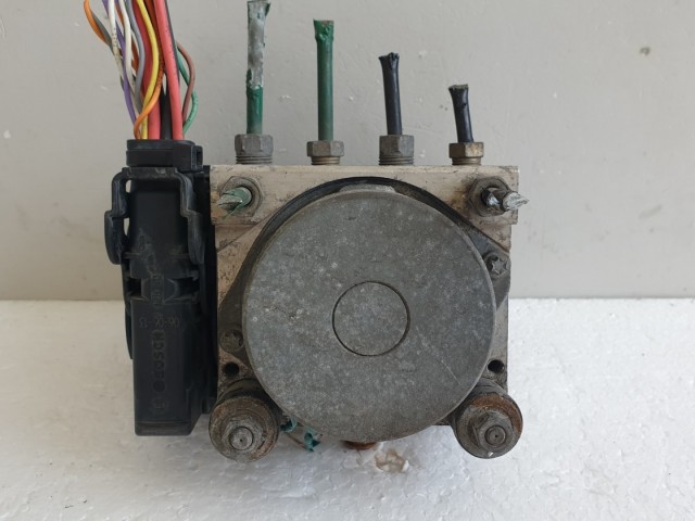 509139 Renault Clio 3, 2009, ABS Kocka, 0265800559.