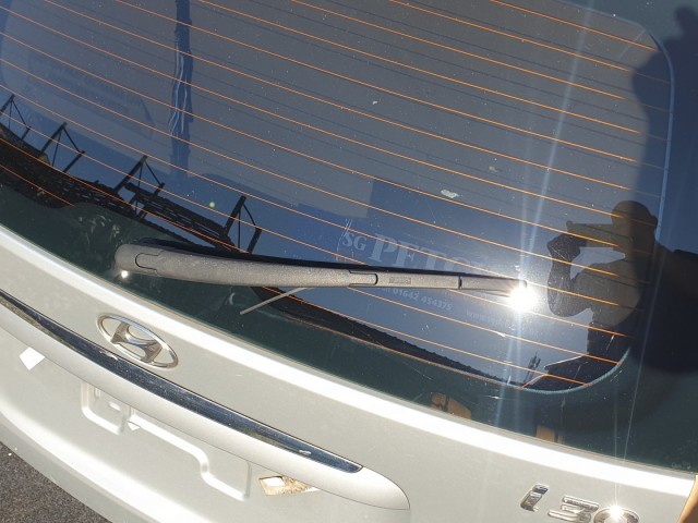511239 Hyundai i30, 2009, KOMBI,  Csomagtérajtó.