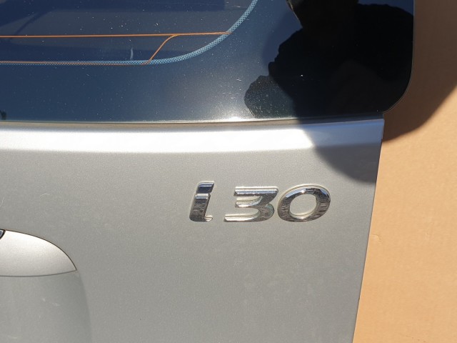 511239 Hyundai i30, 2009, KOMBI,  Csomagtérajtó.