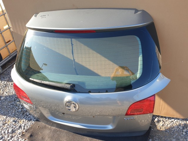 511242 Opel Astra J, KOMBI, 2013, Csomagtérajtó.