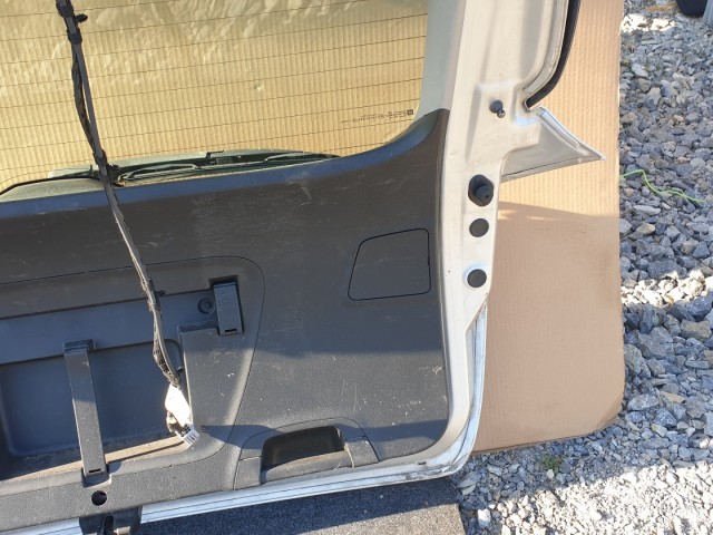 511244 Opel Astra J, KOMBI, 2012, Csomagtérajtó.