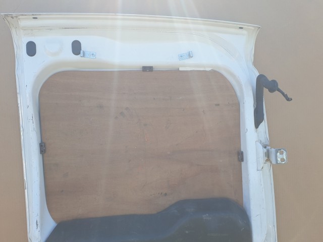 511246 Fiat Doblo 3, 2011, Bal Hátsó Szárnyas, Csomagtérajtó.