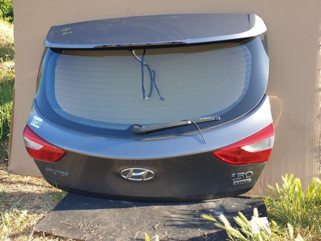 511248 Hyundai i30, 2014, Csomagtérajtó, 5 Ajtóshoz.