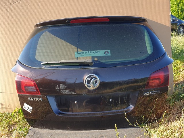 511249 Opel Astra J, KOMBI, 2013, Csomagtérajtó.