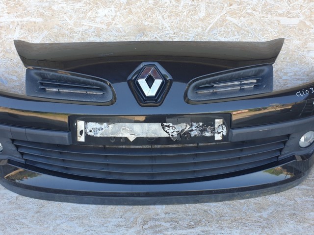 511318 Renault Clio 3, 2008, Ködlámpás Lökhárító, 195 ös, 8200402106.