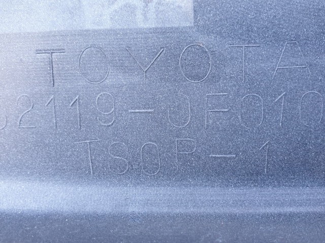 511321 Toyota Corolla Verso 2007, Ködlámpás Radaros Lökhárító, 52119-0F010.