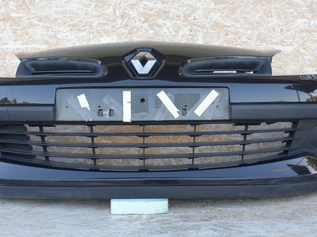511391 Renault Clio 3, 2006, Első Lökhárító, 8200402106.