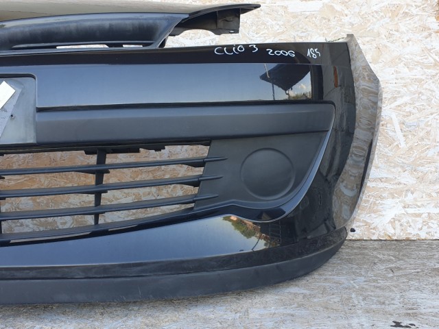 511391 Renault Clio 3, 2006, Első Lökhárító, 8200402106.