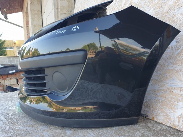 511391 Renault Clio 3, 2006, Első Lökhárító, 8200402106.