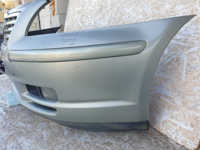 511392 Toyota Avensis 2005, Ködlámpás Első Lökhárító, 52119-05160.