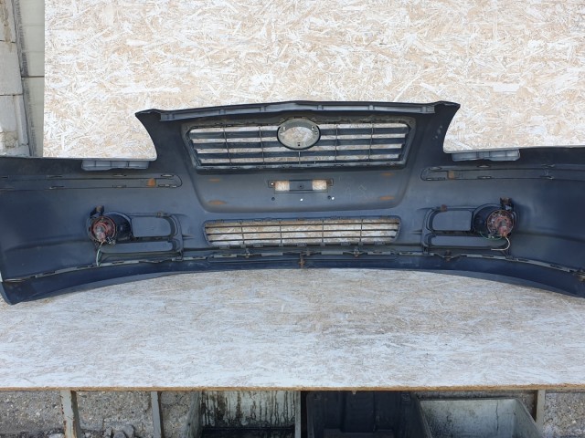 511392 Toyota Avensis 2005, Ködlámpás Első Lökhárító, 52119-05160.