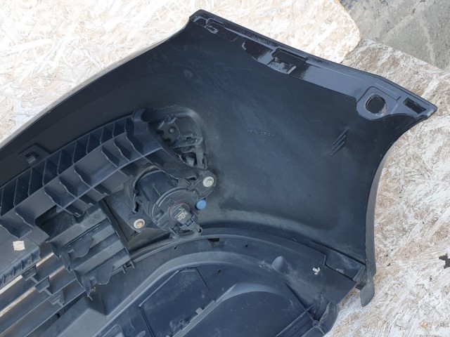 511397 Renault Clio 3, 2006, Ködlámpás Első Lökhárító, 185 ös. 8200402106.