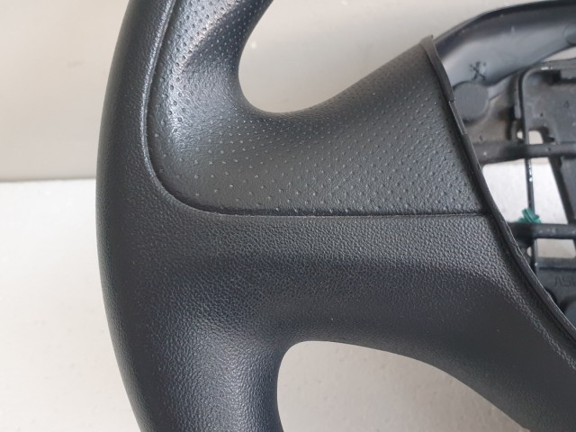 511437 Peugeot 208, 2013, Kormány.
