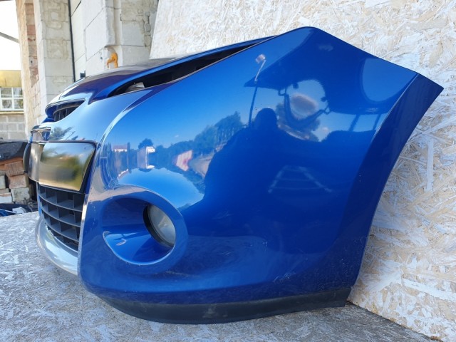 511451 Renault Clio 3, 2011, Ködlámpás Lökhárító, 8200799935.195 ös.