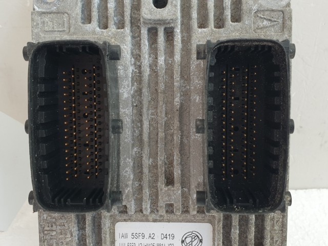 511326 Fiat Punto Evo, Motorvezérlő, Ecu, BC0100456E, 51926687, 