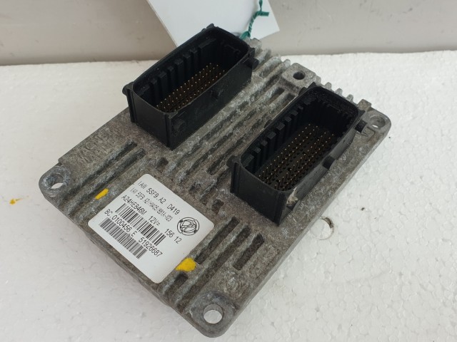 511326 Fiat Punto Evo, Motorvezérlő, Ecu, BC0100456E, 51926687, 