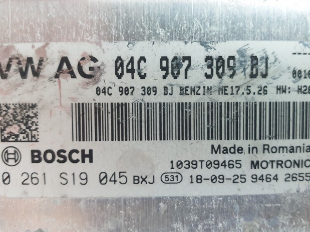 511334 Skoda Fabia 3, 2018, Motorvezérlő, 0261S19045, 04C907309BJ, Bosch.