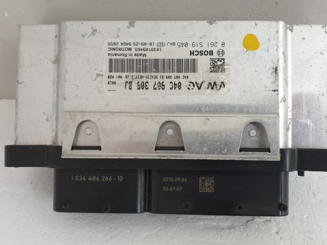 511334 Skoda Fabia 3, 2018, Motorvezérlő, 0261S19045, 04C907309BJ, Bosch.