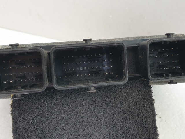 511337 Renault Clio 3,  Motorvezérlő, Ecu, S120202114A, 8200783095, Siemens.