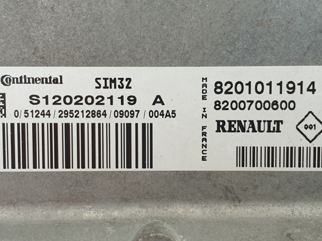 511342 Renault Clio 3, Motorvezérlő, 8201011914, S120202119A. Ecu.