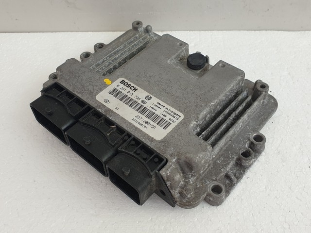 511349 Renault Megane 3, Motorvezérlő, 237100055R, 0281015798.