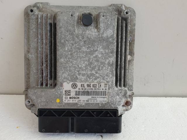 511361 Skoda Yeti,  Motorvezérlő, 0281016208, 03L906022LH, Bosch.